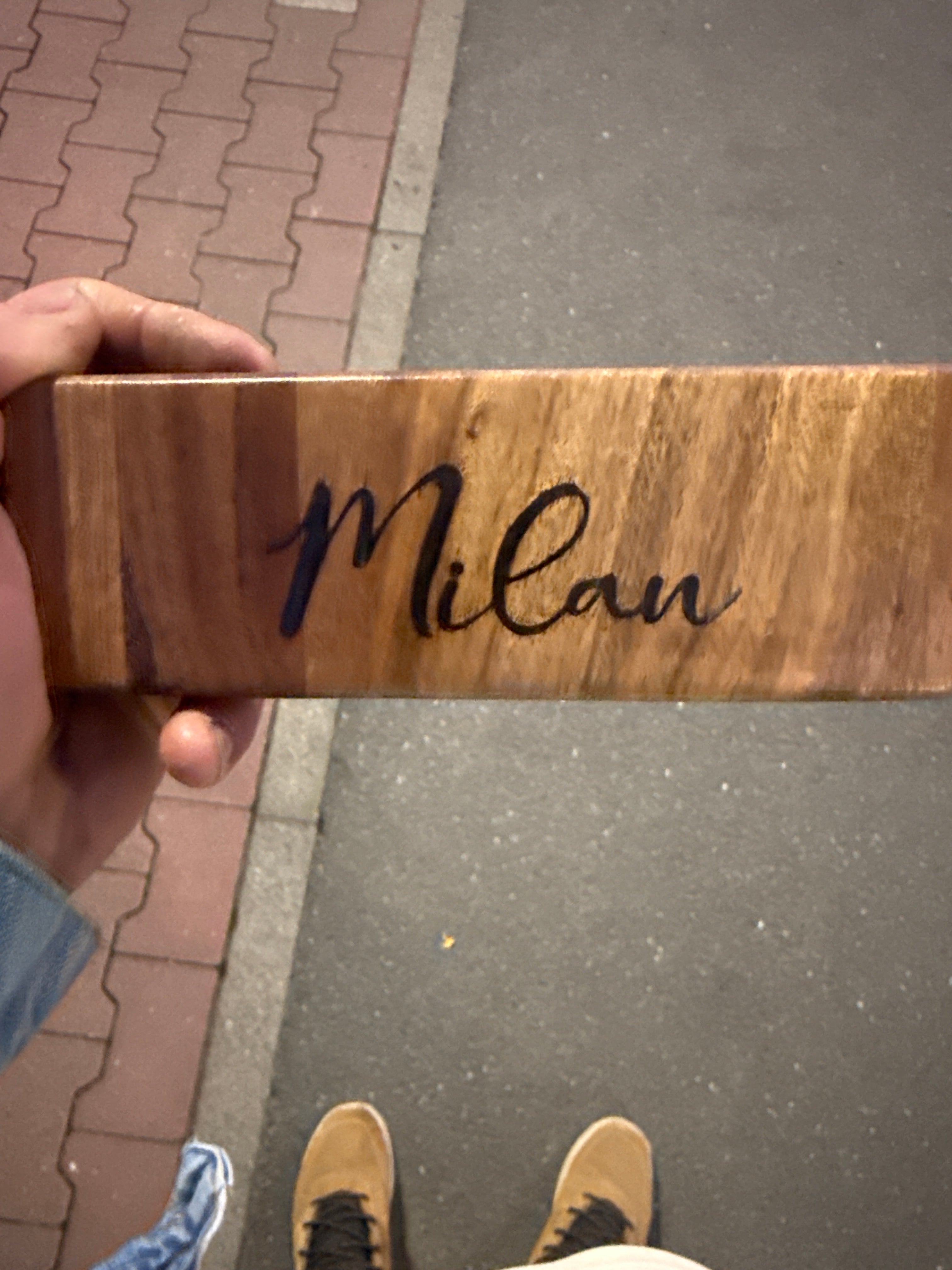 Motivations Holzblock – Personalisierte Deko mit Text